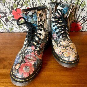 Dr. Martens RARE Vintage Floral 1460 Boots Sienna Miller Docs 8 Made in England